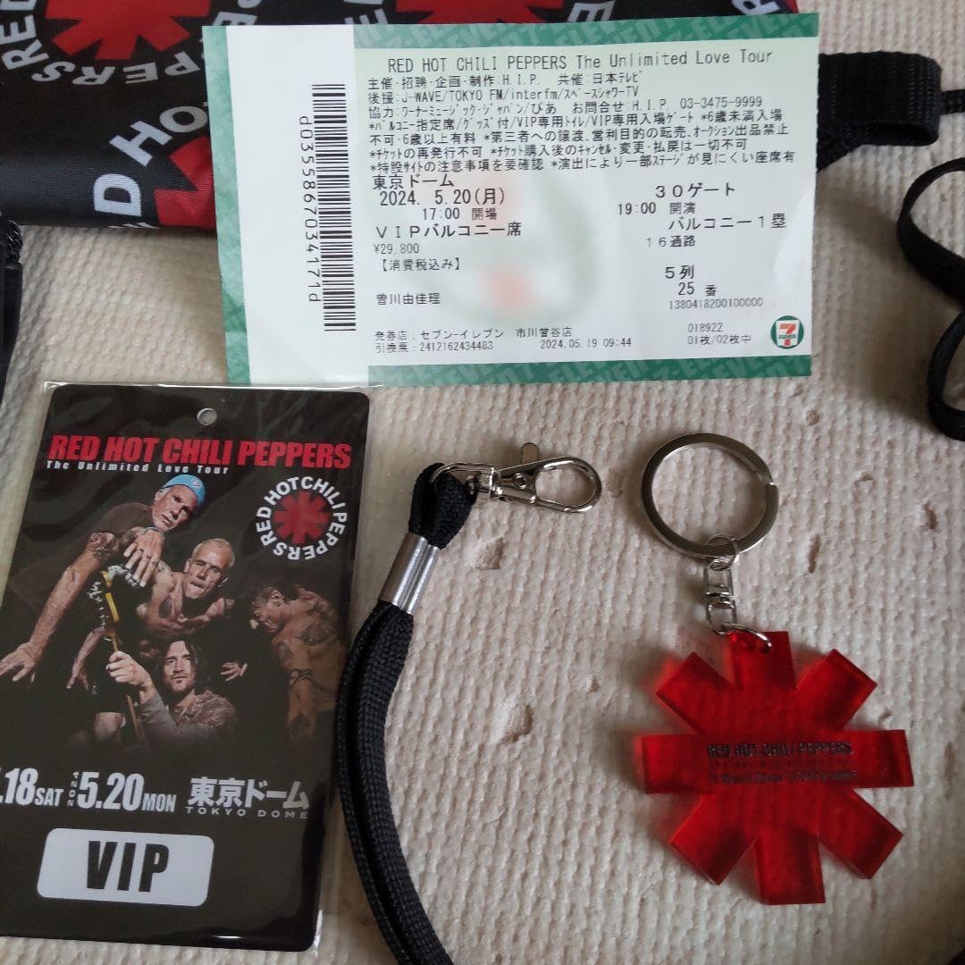 レッチリ2023&2024来日VIPグッズ(完品)+タオル+LP&特典限定TEE レッド